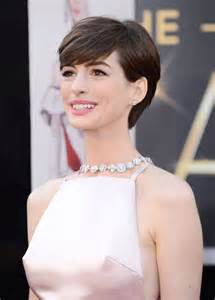 Anne Hathaway Oscars 2013 03 Gotceleb