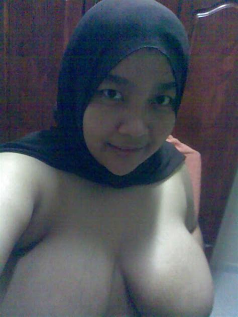 jilbab telanjang mega porn pics