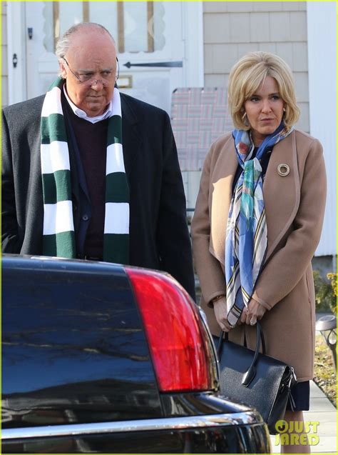 sienna miller gets to work on roger ailes series with russell crowe photo 4227284 russell