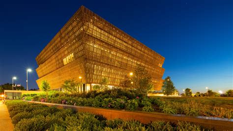 hotels closest  national museum  african american history  culture  washington