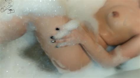 lover to take a bath and play with her pussy redtube