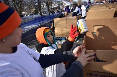 annual daddy bruce thanksgiving meal feeds 5 000 families the denver post