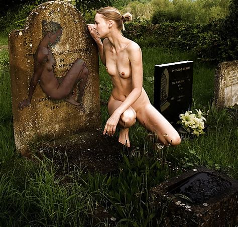 naked girls in graveyards and cemeteries 20 pics