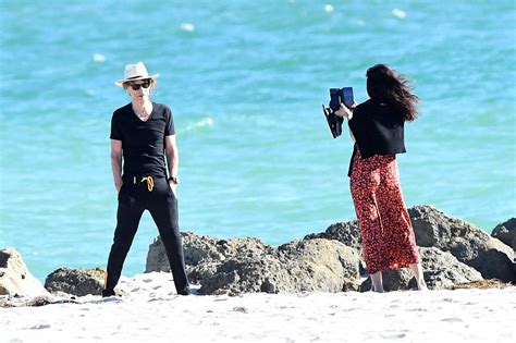 Mick Jagger And His 34 Year Old Girlfriend Celebrate 7 Years With Pda