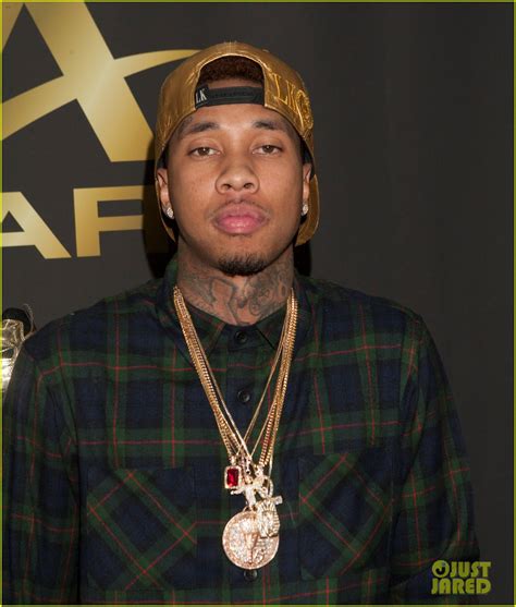 kylie jenner s rumored beau tyga served with legal papers at shoe launch video photo 3338562
