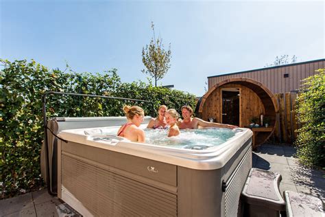 wellness huisje veluwe met prive sauna en spa topparken