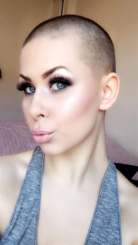 Buzzcut Barbie Nanna Hairdare Short Hairstyles For Women Cool