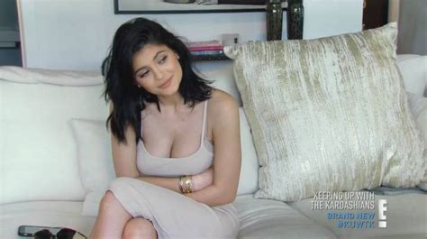 Kylie Jenner Nue Dans Lincroyable Famille Kardashian