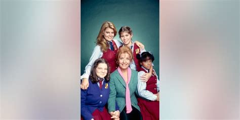 ‘facts of life star lisa whelchel ‘would certainly consider replacing