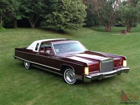 lincoln continental town coupe