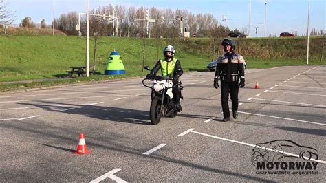 stapvoets rijden cbr avb examen rijschool motorway den haag youtube