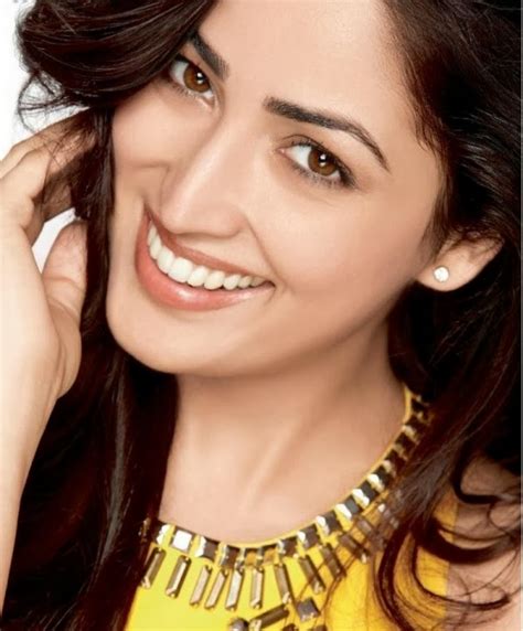 Yami Gautam Hot And Sexy Photos Wallpapers Images ~ Top Hd Wallpaper Zone