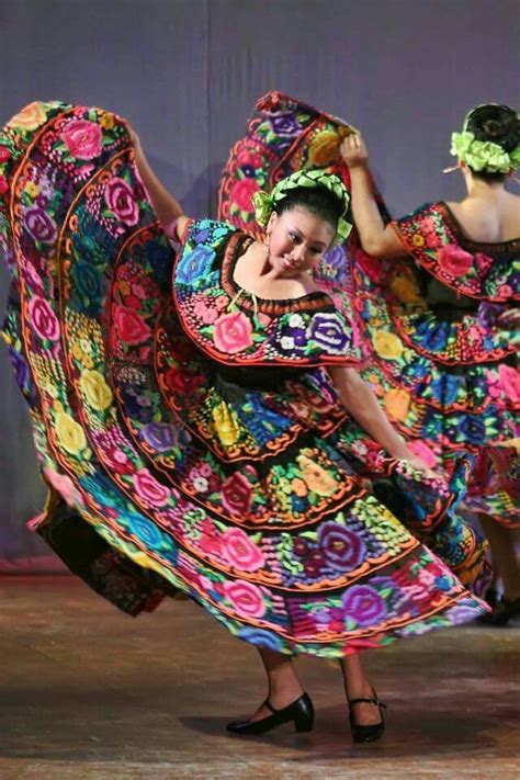 Pin De Marcia Salazar En Danza Mexicana Vestimenta Mexicana Baile