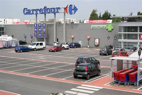 carrefour hypermarket editorial photography image  crossroads