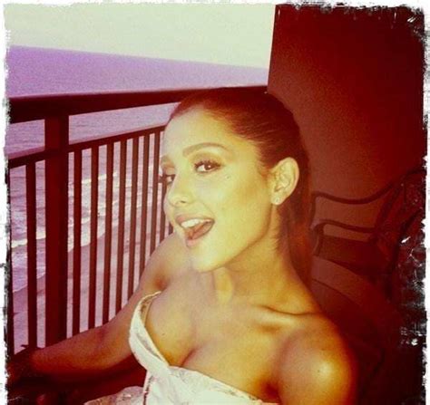 29 Hottest Ariana Grande Photos Of All Time The Hollywood Gossip