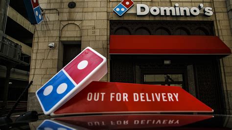 dominos  rewarding customers  stock  experts     boost loyalty marketwatch