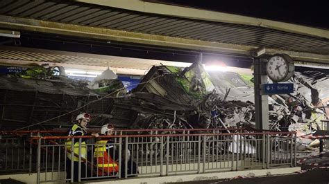 paris train crash faulty track