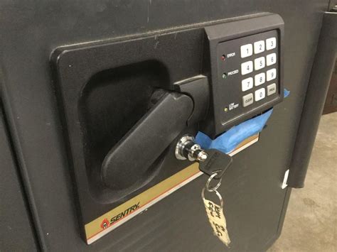 sentry safe  keys  battery operated combo lock