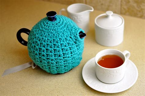 quick  easy crocheted tea cozies