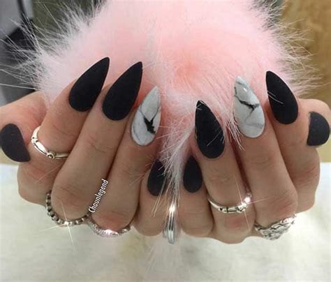 25 black and white stiletto nails for 2021 naildesigncode