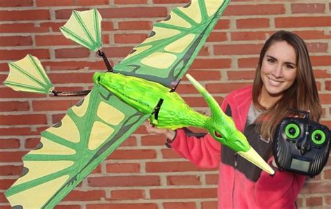 rc flying pterodactyl drone brings  dinosaurs sort  autoevolution