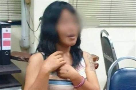 Woman 29 Chops Off Dad S Penis With Bread Knife After Accusing Him Of