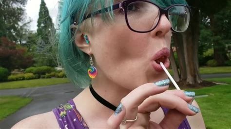 Seattle Ganja Goddess The Queen Of Pussy Pops Sucking Lollipops