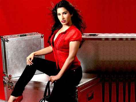 sophie choudry hq wallpapers sophie choudry wallpapers