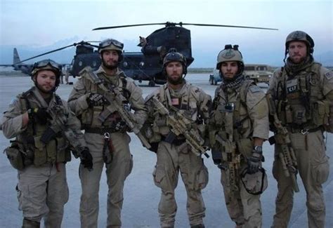 seal team  group special forces roll  honour