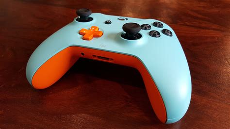 xbox   controller review  features  custom colors    great successor pcworld