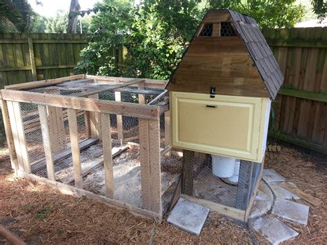 build  chicken coop      simply