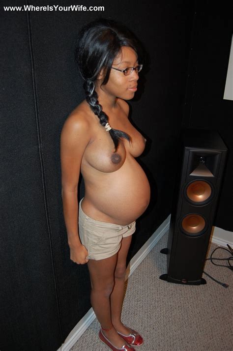 busty pregnant black housewife exposing her xxx dessert picture 1