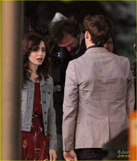lily collins and sam claflin lover s spat on love rosie set photo 561328 photo gallery