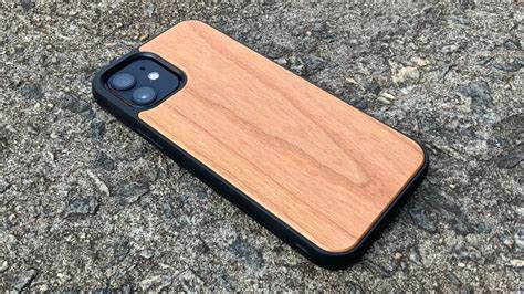 oakywood wooden iphone case review  world charm   handset