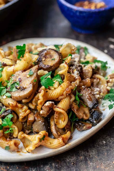 creamy garlic mushroom pasta secret sauce  mediterranean dish