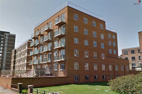 developer ordered  tear  block   flats  building