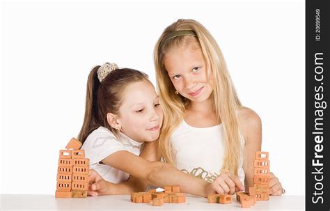 Sisters Play Portrait Free Stock Images And Photos 20699549
