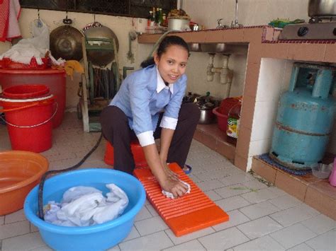 Agensi Pekerjaan Cosmoten Sdn Bhd Housemaid Services Maid Agency