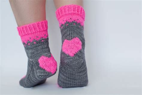 we love knitting socks pattern by marina gvozdeva