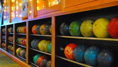 Bowling Alley And Party Venue In St Louis • Pin Up Bowl