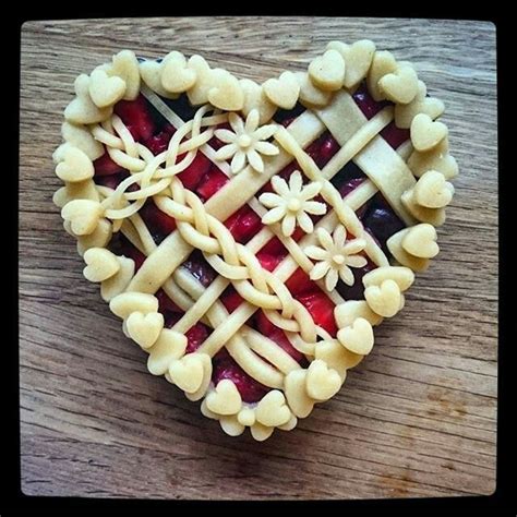 pie inspiration pie are round beautiful pie crusts pie crust designs pie decoration