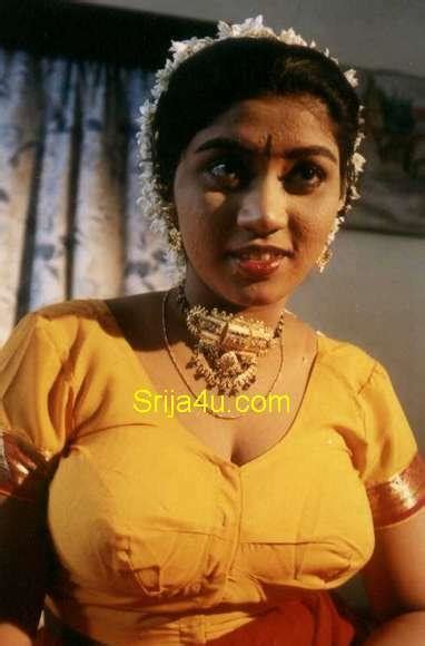 Hunting Actress Picture Of Sexy Mallu Masala Actress Devika