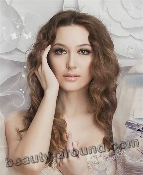 Top 23 Beautiful Uzbekistan Women Photo Gallery