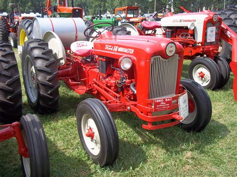 red ford tractor antique tractors vintage tractors ford tractors ford trucks classic tractor