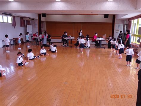 歯科検診がありました。（7月30日） デイリースナップで見る学びのポイント 岐阜聖徳学園大学附属幼稚園