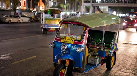 How To Ride Tuk Tuks In Bangkok