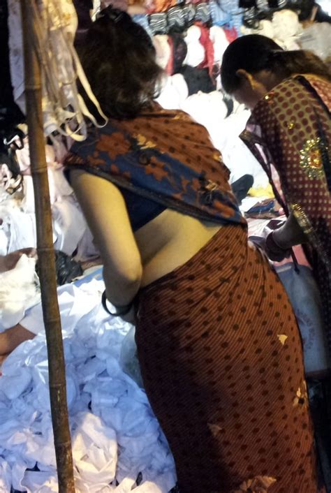 Real Desi Bhabhi Hot Back In Saree Blouse 50 Pics Xhamster