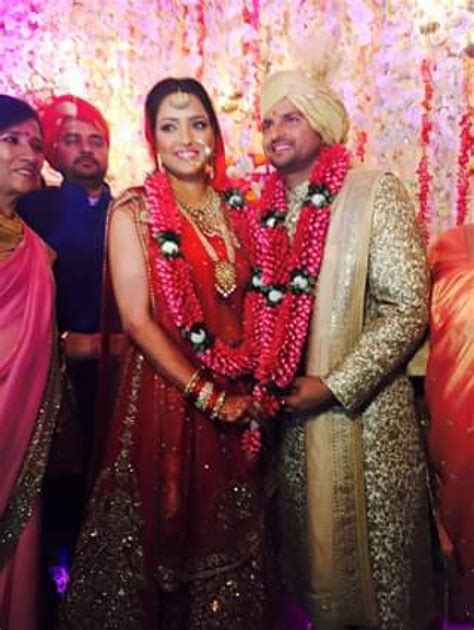 suresh raina and priyanka chaudhary wedding photos photos images gallery 4505