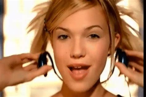 15 Iconic Pop Songs From The Early 00s You Forgot You Loved Teen Vogue