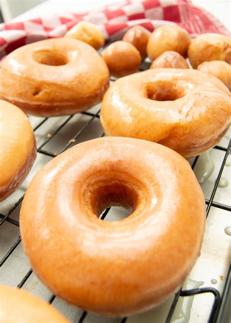 perfect glazed donuts sprinkle
